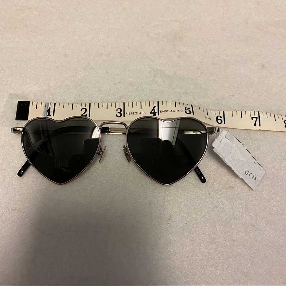 SOLD SAINT LAURENT Heart Sunglasses SL301 Loulou - Picture 5 of 16